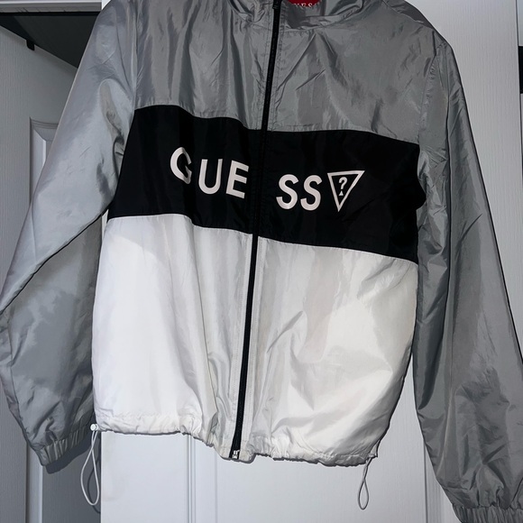 Guess Windbreaker - Picture 1 of 3